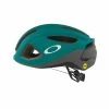 Oakley Casque ARO3 MIPS - Barberry 2 Oakley Casque ARO3 MIPS - Barberry -Vélos de ville Soldes 193517088347 aro3 europe bayberry main 010