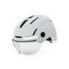 Giro Ethos Mips Shield - Matte Chalk 1 Giro Ethos Mips Shield - Matte Chalk -Vélos de ville Soldes 200276004 giro ethos mips shield urban helmet matte chalk on hero