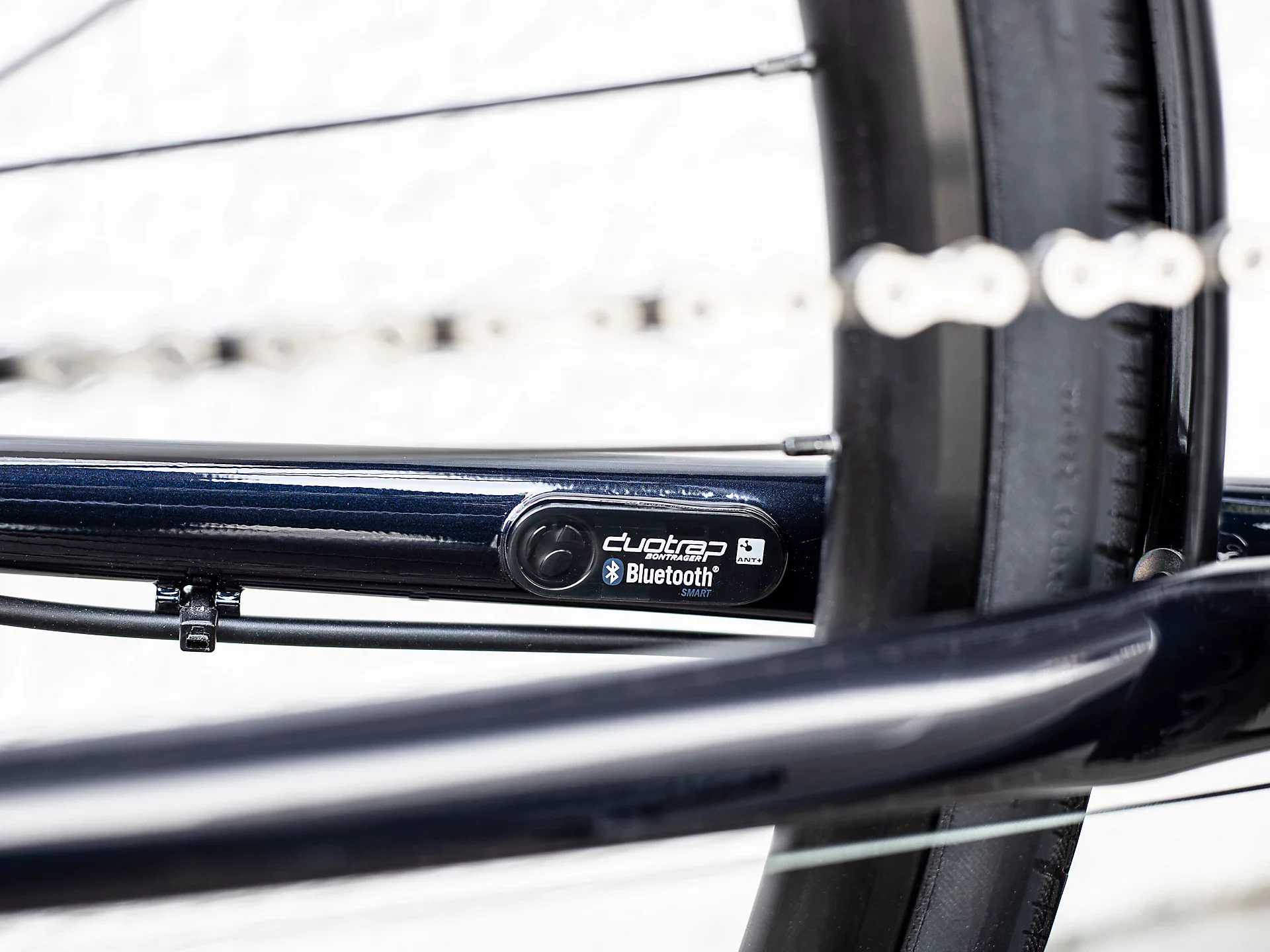 Trek FX 3 Disc Equipped Stagger Alpine Blue To Deep Dark Blue Fade (bleu Alpin à Bleu Foncé Profond) 11 Trek FX 3 Disc Equipped Stagger Alpine Blue To Deep Dark Blue Fade (bleu Alpin à Bleu Foncé Profond) – Image 9